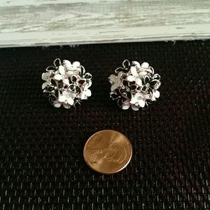 Jewelry - CLEARANCE JEWELRY ( BUY 3 GET 1 FREE ) Jewelry - CLEARANCE JEWELRY ( BUY 3 GET 1 FREE )